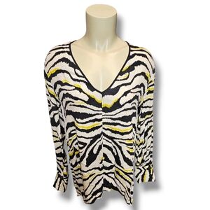 Zara Basic animal print blouse. XS